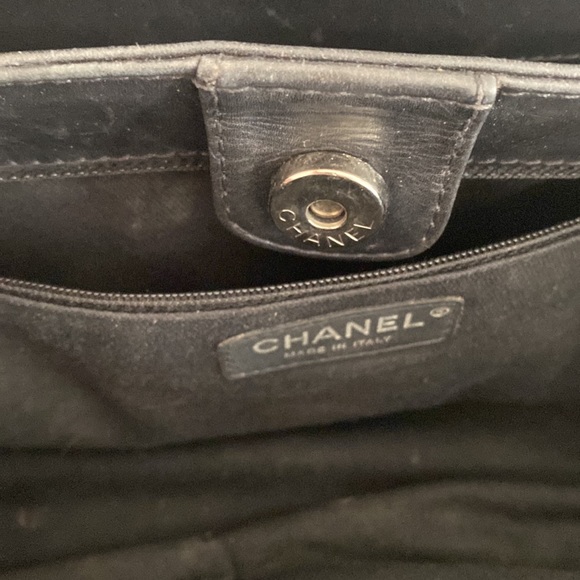 100% Authentic Chanel bag black medium - Picture 4 of 7